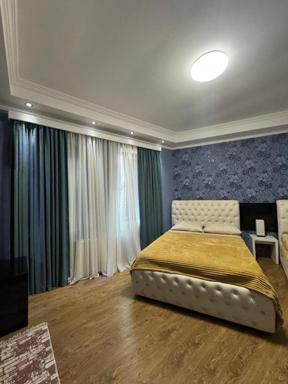 Hotel Aisi Kutaisi Exterior foto
